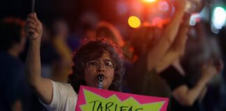 AJUSTE SALVAJE: Tarifazos en cadena