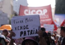 Un gobierno orgulloso de confrontar al pueblo