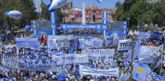 Plan de lucha conjunto: la CGT, las dos CTA y la UTEP marcharán el 22 de julio junto a los jubilados