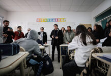 Kicillof confronta con Milei