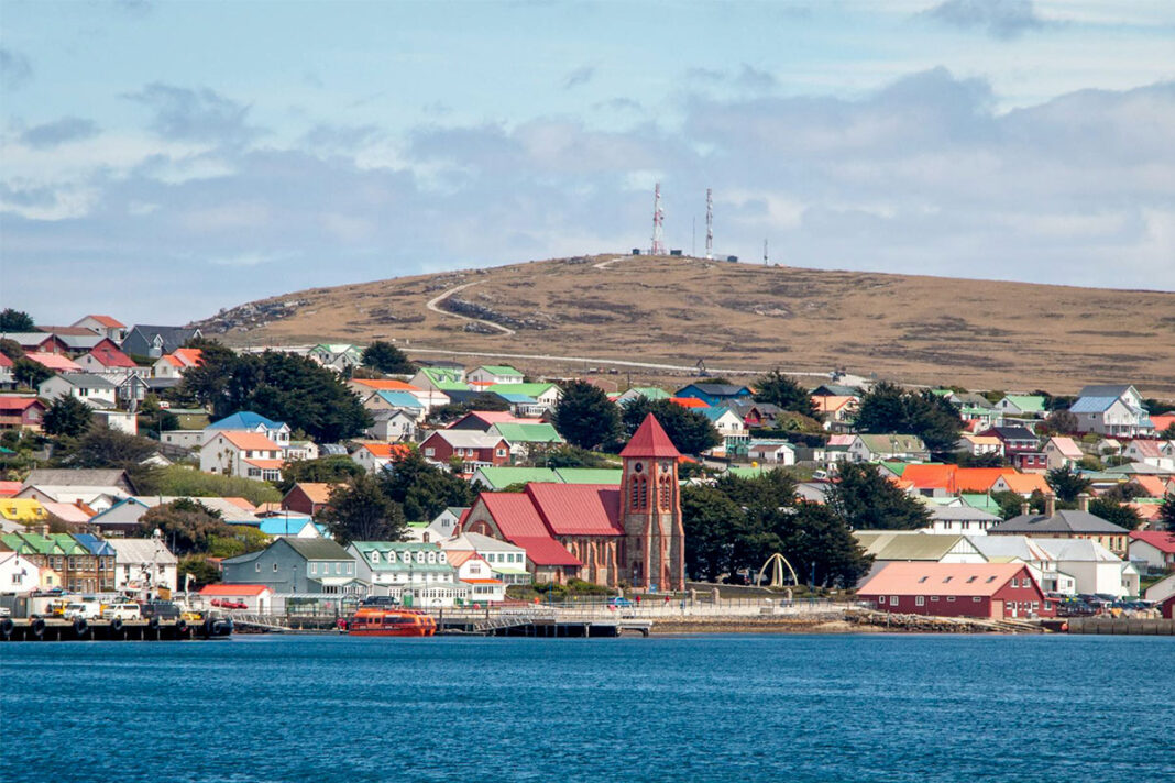 Web_Islas-Malvinas-Puerto-Stanley-Argentino